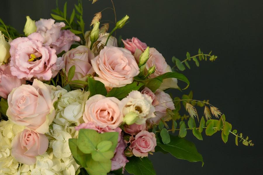 Buchet de hortensii si lisianthus